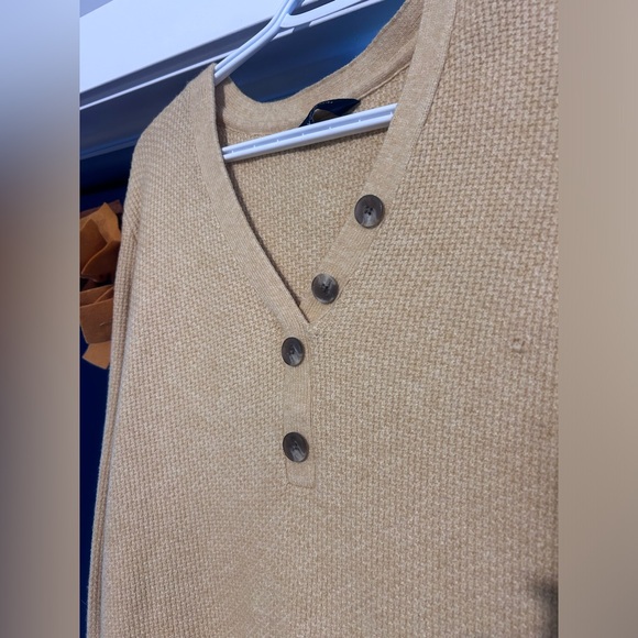 DENVER HAYES knit v neck sweater XL - Picture 2 of 6